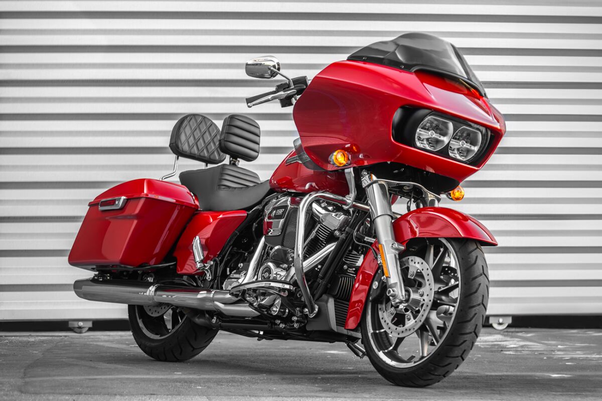 Tour Step Up Seat - Rider Backrest - Tuck-n-Roll - FL '08-'22 Fl - Bild 2