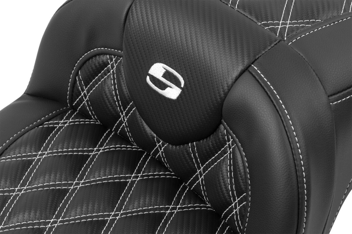 RoadSofa™ Seat - without Backrest - Carbon Fiber - White Stitch - Extended - Bild 3