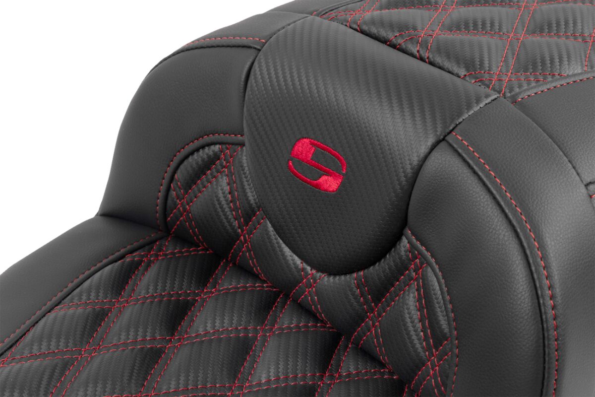 RoadSofa™ Seat - with Backrest - Carbon Fiber - Red Stitch - Extended - Bild 5