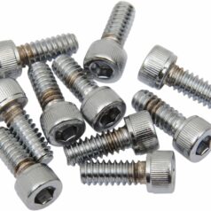 SOCKET-HEAD BOLT 10-24X0.675 SMOOTH CHROME