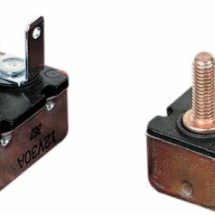 CIRCUIT BREAKER 30AMPERE STUD/DUAL-SPADE