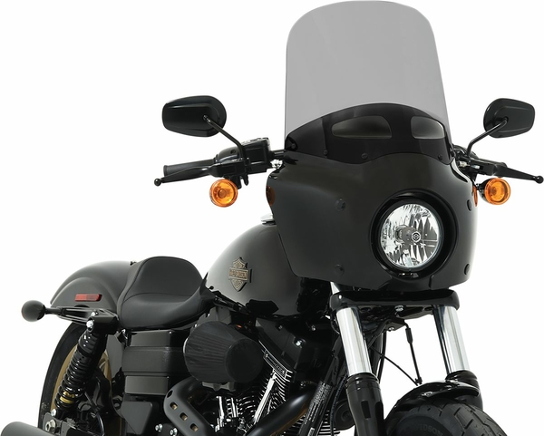 Vindruta Road Warrior 15″ Black Smoke ventilerad – passar H-D Road King FLHR 1340 (94–98) & övriga H-D med Memphis Shades Road Warrior-kåpa