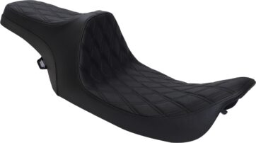 SEATS PREDATOR III DOUBLE DIAMOND VINYL BLACK/BLACK