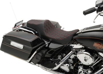 SEATS PREDATOR III DOUBLE DIAMOND VINYL BLACK/RED