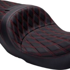 Seat Freedom Tour, Bk DD w/Rd stch vinyl, FLHT/R/X,FLHTC/U/G