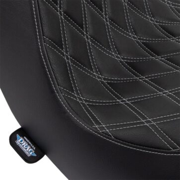 Predator III Seat - Double Diamond - Black w/ Silver Stitching - Softail 18+ - Bild 4
