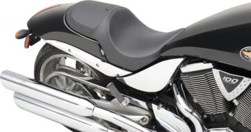 SEAT PREDATOR FRONT 1-UP VINYL BLACK - Bild 4