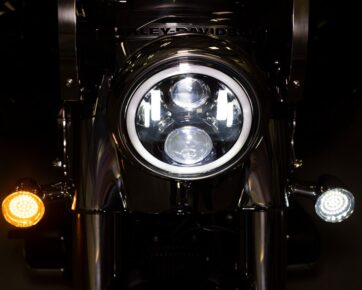 HEADLAMP 7"LED HALO Svart med HD Touring adapter - Bild 3