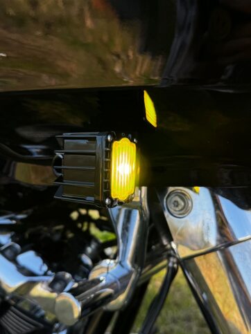 LIGHTS LED TURN SIGNALS GLOSS BLK YLW LENS ROAD GLIDE - Bild 2
