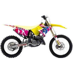 GRAPHIC KT RETRO RM