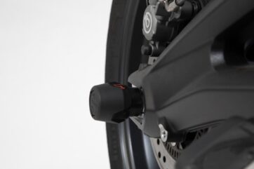 REAR AXLE SLIDER SET BLACK Suzuki GSX-S1000 / F, Honda CB1100RR - Bild 3