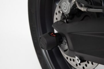 REAR AXLE SLIDER SET BLACK Suzuki GSX-S1000 / F, Honda CB1100RR - Bild 5