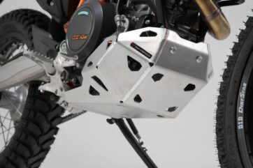 ENGINE GUARD