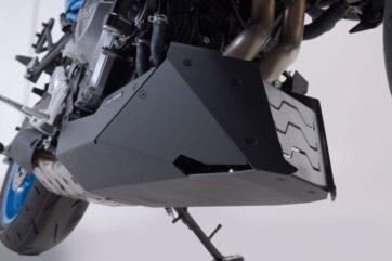 FRONT SPOILER