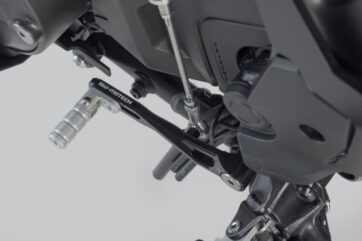 GEAR LEVER