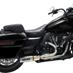 V&H 2-1 HI OUTPUT Borstat stål Till Harley Touring 2017+