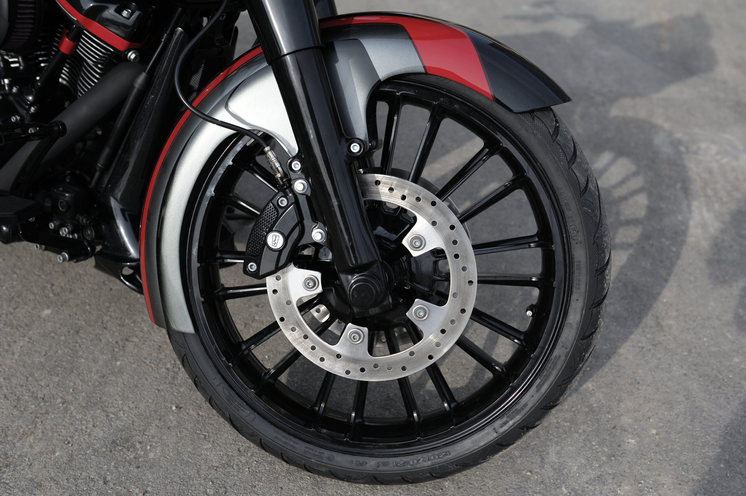 T&S Wrapper Framskär  för 21" framhjul passande Harley Davidson Touring 1996-2013 - Bild 2