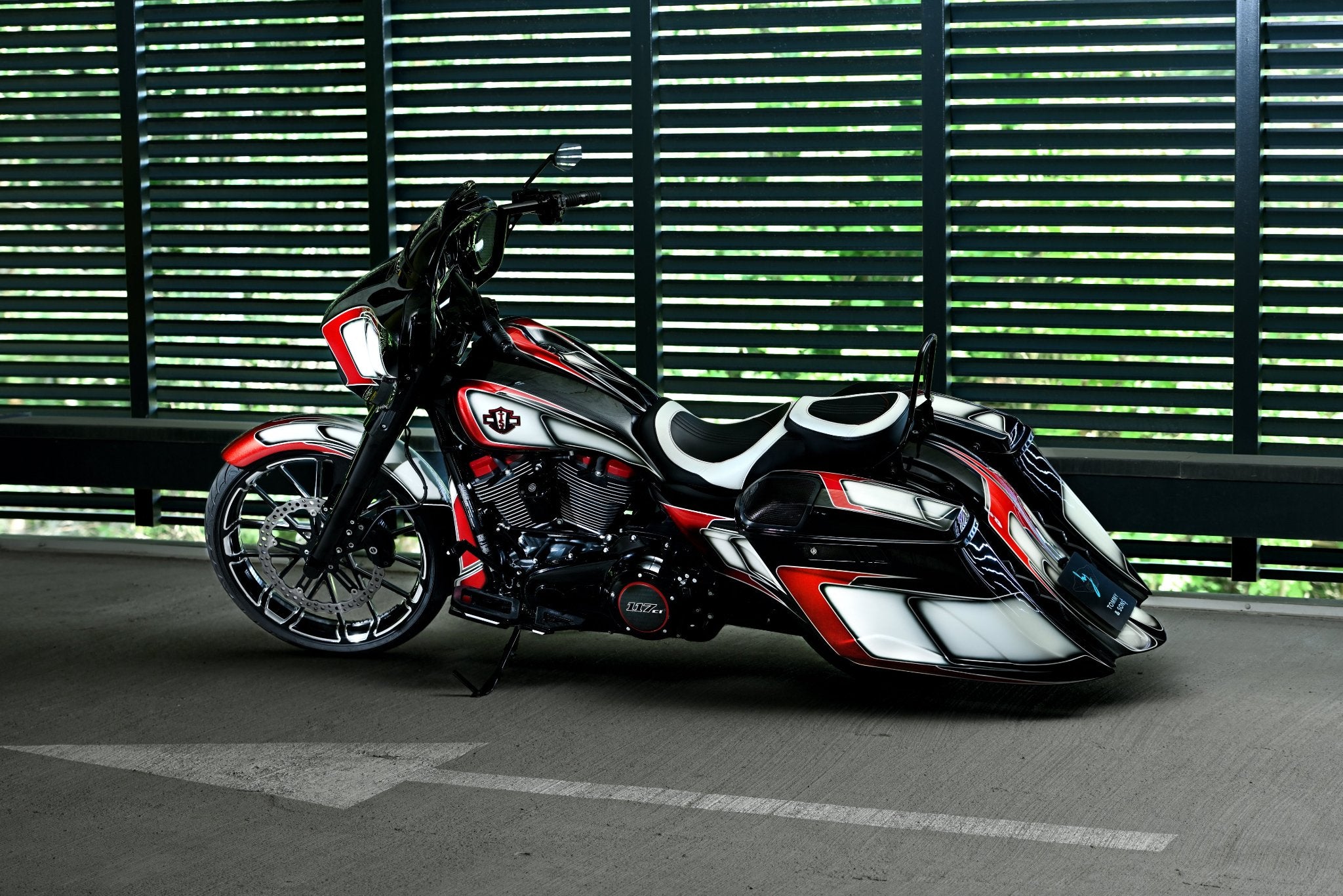 Billow kit-Förlängd Bakskärm samt sidoväskor till Harley Davidson Touring 2014 och nyare - Bild 9