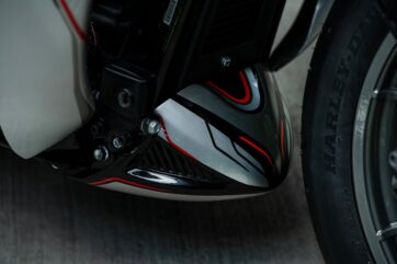 Dyna Chin/nedre  Spoiler passande Harley Davidson Dyna - Bild 3