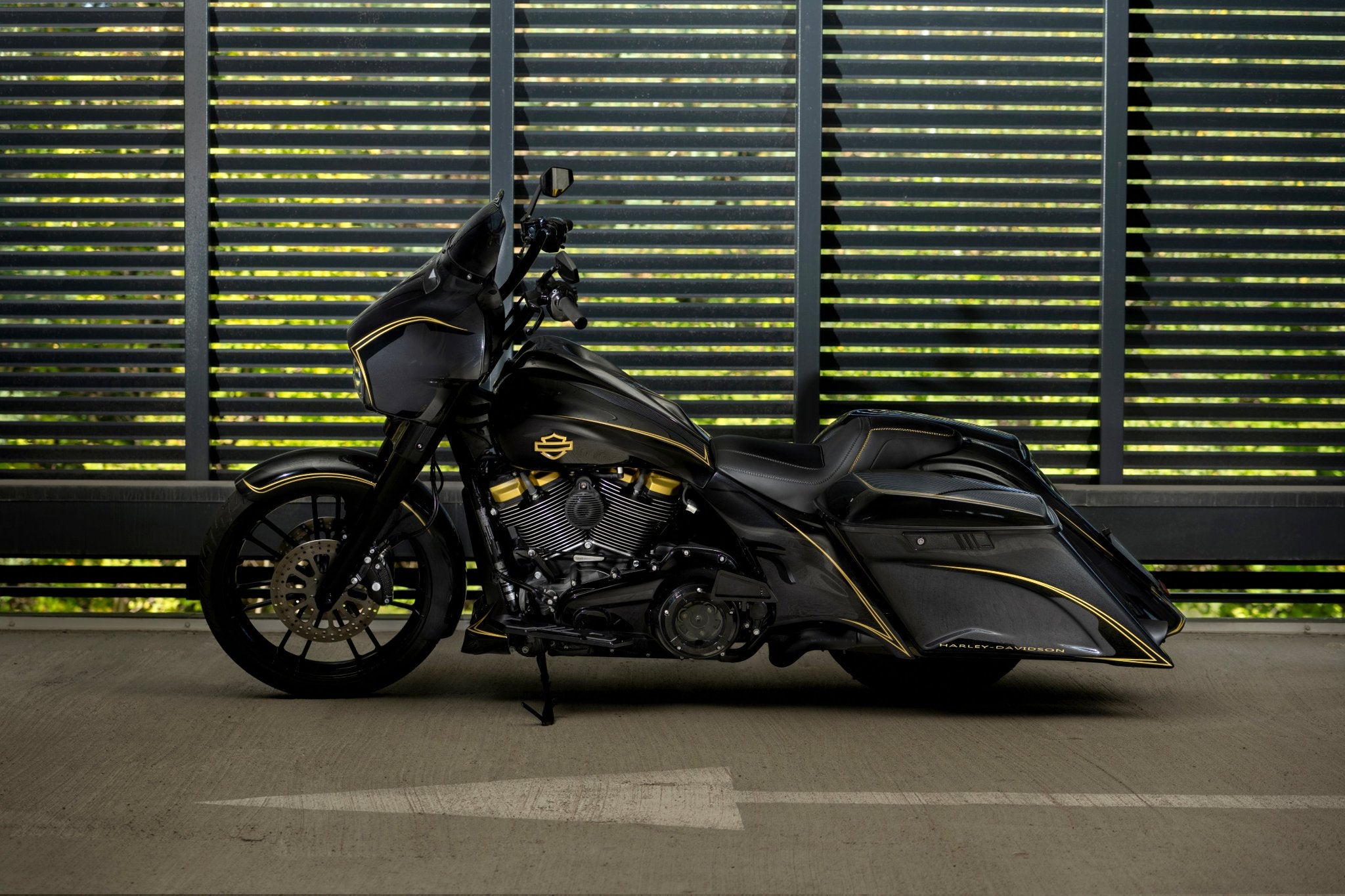 Magnus sidpokåpor och tankkåpor set passande Harley Davidson Touring 2014 och nyare - Bild 2