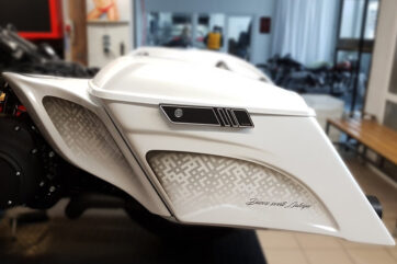 Stretched Side Covers for Harley Davidson Touring 2014 up models - Bild 4