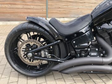 Sinner Bodykit till Harley Davidson Softail M8 - Bild 4