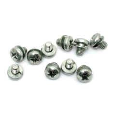 Screw, FL style ignition switch. Phillips head - Bland annat 77-82 FXEF; 80-84 FXWG; 80-84 FL, FLH; 86-95 Softail