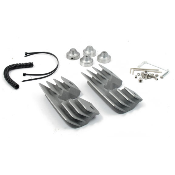 Head bolt bridge cover set. Finned, silver - 99-06 förgasad Twin Cam (exkl. bränsleinsprutade modeller)