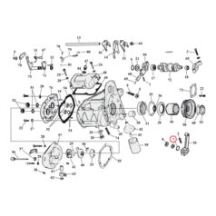 Retaining ring, shifter rod/fuel fitting - Passar till: > Bland annat: 
86-24 Big Twin: På transmissionens växelaxel bakom växelstången (1). 
95-01 FLT/Touring  : Bränslepassning på OEM Magneti Marelli gasspjäll (2).