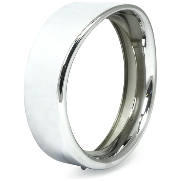 Recessed trim ring with visor. 7" headlamp. Chrome - 12-16  FLD; 94-24 FLHR; 83-13  FLT/Touring (Exkl. FLT/Touring & FLTR med dubbla strålkastare); 06-13  Trikes; 86-17  FLST-modeller med 'Freight Train Headlight Nacelle'