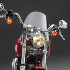 93-03 FXDWG, 04-05 FXDWGI, 80-85 FXWG, 83 FXDGSwitchBlade Deflector Quick Release Windshield Height: 14,5", Width: 13,5" Clear