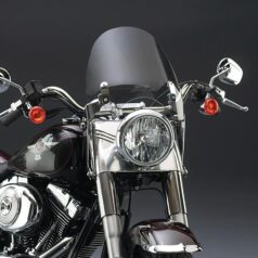 90-95, 97-00, 03-10 FLSTF, 88-90 FLSTC, 93-96 FLSTN, 01-06 FLSTFI, 10 FLSTFB, 10 FLSTSBSwitchBlade Deflector Quick Release Windshield Height: 14,5", Width: 13,5" Clear
