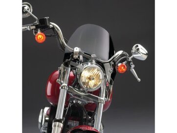 93-03 FXDWG, 04-05 FXDWGI, 80-85 FXWG, 83 FXDGSwitchBlade Deflector Quick Release Windshield Height: 14,5", Width: 13,5" Light Smoke