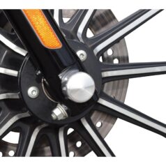 08-20 Sportster, (except 16-20 XL1200X, 16-20 XL1200CX, 18 XL1200X ANX, 19-20 XL1200XS, 20 XL1200C), 08-17 Dyna, (except 08 FXDSE2, 07 FXDSE, 09 FXDFSE), 07-17 Softail, (except 07 FXSTD, 07 FLSTSC, 07 FXSTSSE, 08 FXSTSSE2, 08-11 FLSTSB, 08 FXCW, 08-11 FXCWC, 09 FXSTSSE3, 13-14 FXSBSE, 14-17 FXSB, 16-17 FXSE), 08-23 Touring, 02-11 V-Rod, (except 06-07 VRSCR, 09-11 VRSCF), 15-20 StreetFront Axle Cover Aluminium Raw