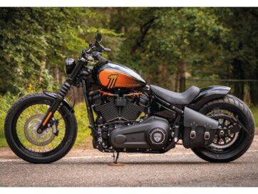 18-25 Softail, (except 18-19, 23-25 FXBR, 18-20 FXBRS 114, 18 FXBRS 114 ANX, 18-20, 25 FLFB, 18-20 FLFBS 114, 18 FLFBS 114 ANX, 18 FLFBS 114 ANV, 19-20 FXDRS 114, 21-22 FXBRS, 21-24 FLFBS, 23 FLFBS ANV)Fiber Glas Solo Seat Plate for Thunderbike Steel Fender For 200/18" Tire and OE Tank 3,5 Gal