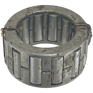 LOWER END 45CI & BIG TWIN SIDE VALVE MODELS Retainer, right bearing set of 2
