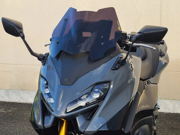 Vindruta RACE YAMAHA TMAX 560 Mörktonad
