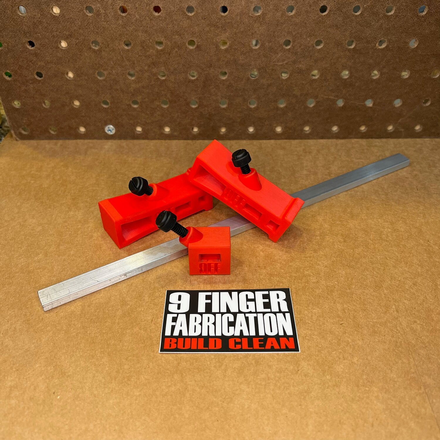 9Finger Fabrication, primary chain alignment tool