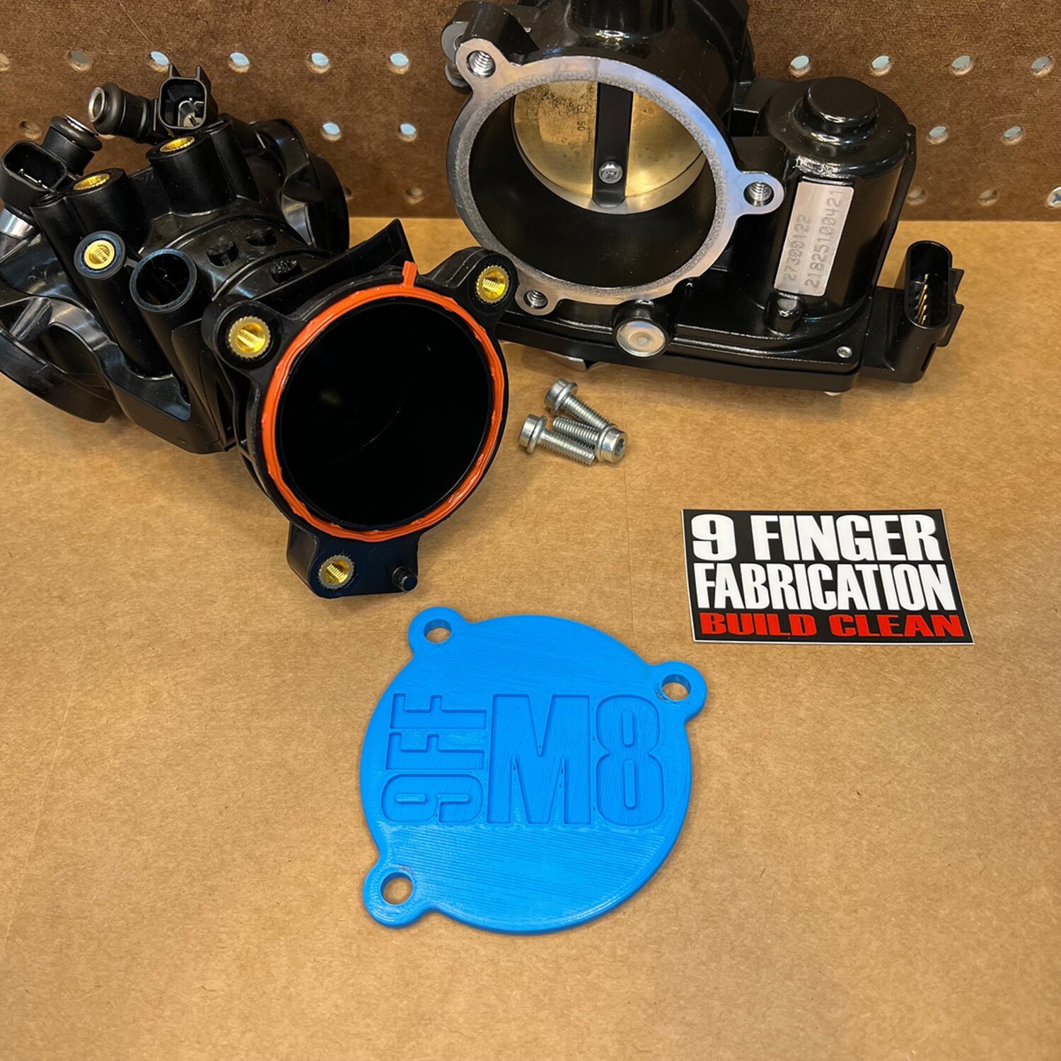9Finger Fabrication, M8 throttle body intake cover - Bild 2