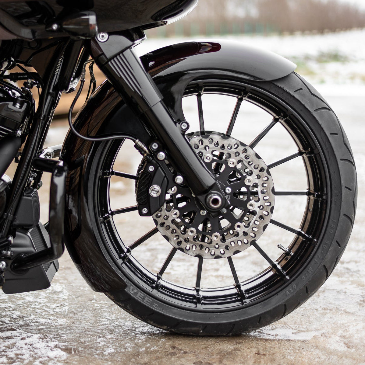 "Wrapper" Front Fender For 21X5.5" Fat Wheels With Stock Legs Touring 2024-2026 - Bild 2