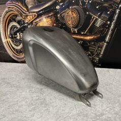 DMP, Legacy gas tank for M8 Softail