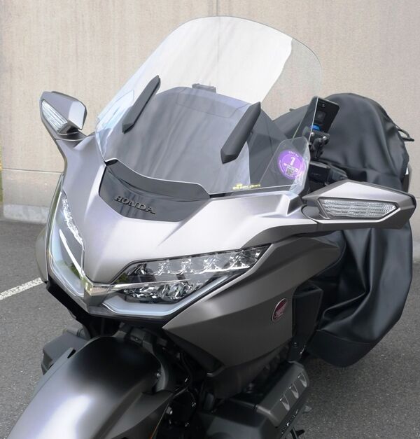 Vindruta Bullster GT tonad – passar Honda GL1800 Gold Wing / Gold Wing Tour (18–24)